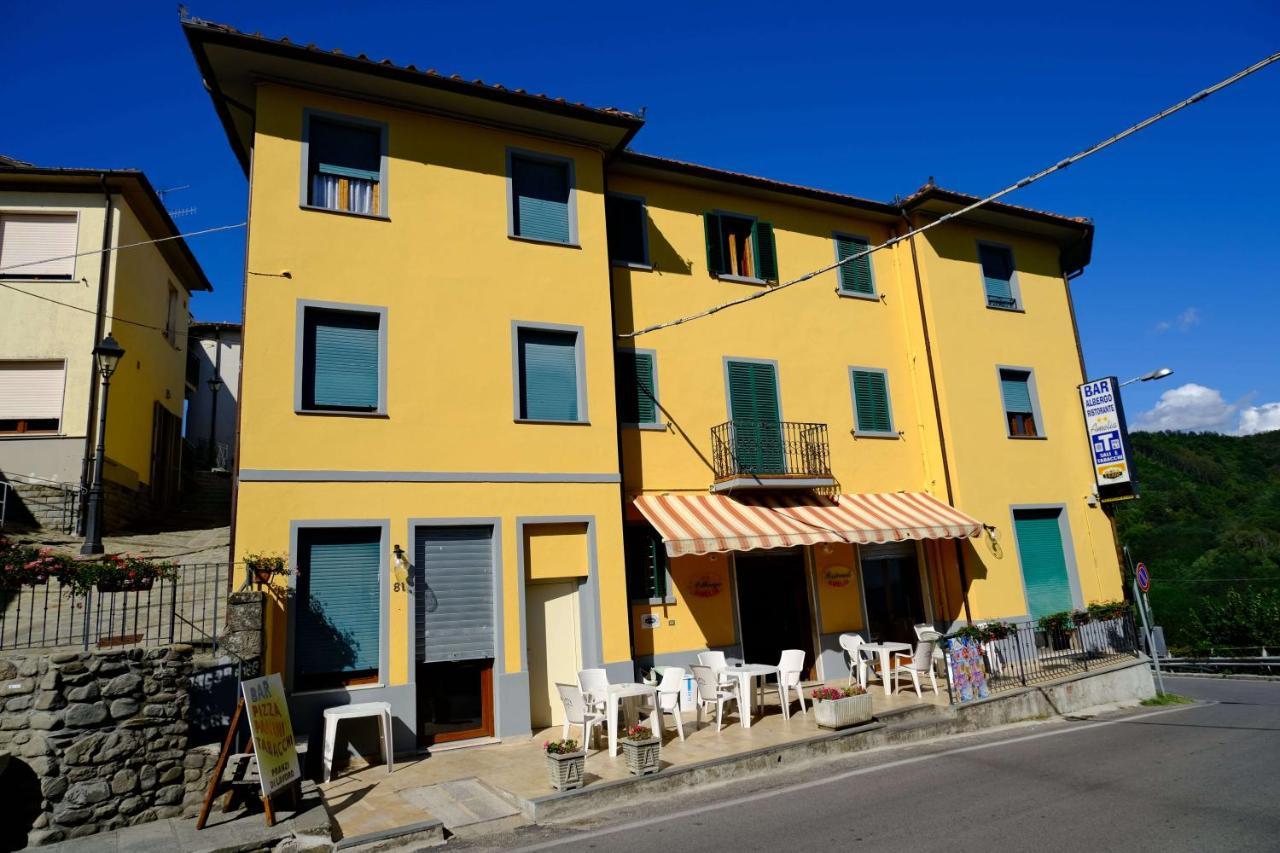 Amelia Hotel Momigno Eksteriør billede